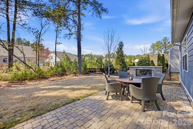 140 Picasso Trail, Mount Holly, NC 28120