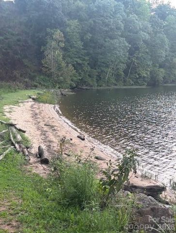 140 Picasso Trail, Mount Holly, NC 28120