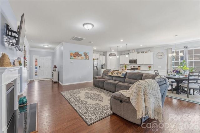 140 Picasso Trail, Mount Holly, NC 28120