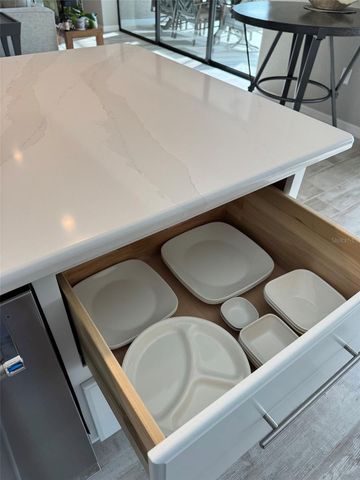 1142 SAWGRASS DRIVE, Winter Haven, FL 33884