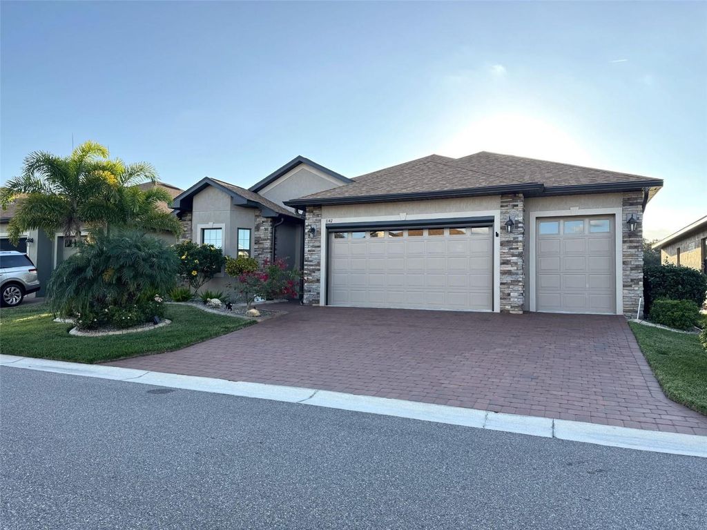 1142 SAWGRASS DRIVE, Winter Haven, FL 33884