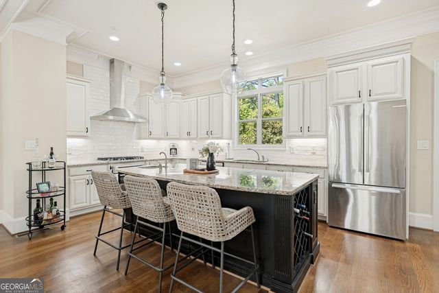 906 Dumaine Trace, Sandy Springs, GA 30328