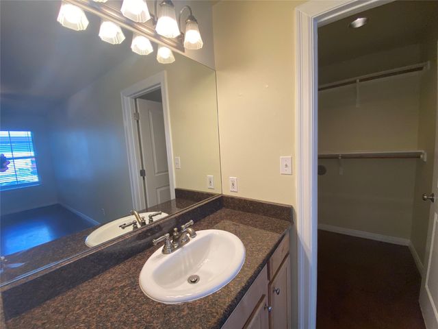 5502 Evans Ave B, Austin, TX 78751