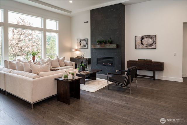 1307 Walnut Lane, Steilacoom, WA 98388