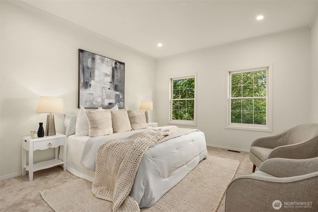 5677 193rd Place SE, Issaquah, WA 98027