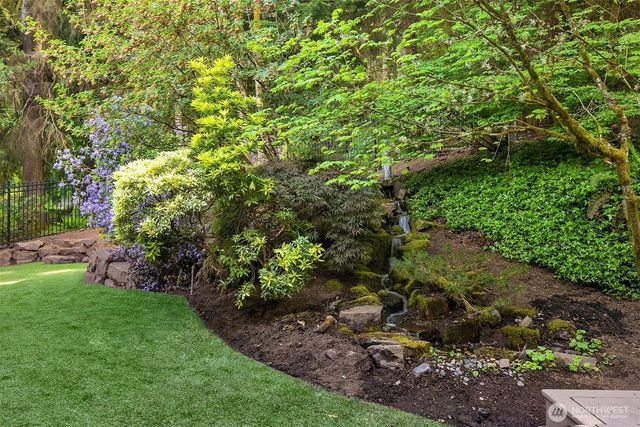 5677 193rd Place SE, Issaquah, WA 98027