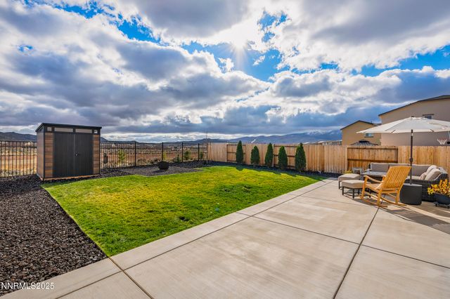 626 Coyote Bluff Court, Reno, NV 89506