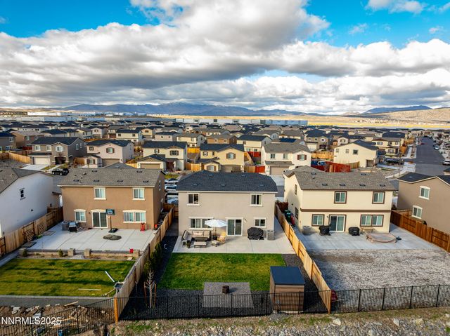 626 Coyote Bluff Court, Reno, NV 89506