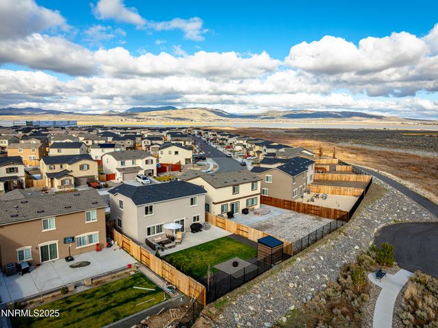 626 Coyote Bluff Court, Reno, NV 89506