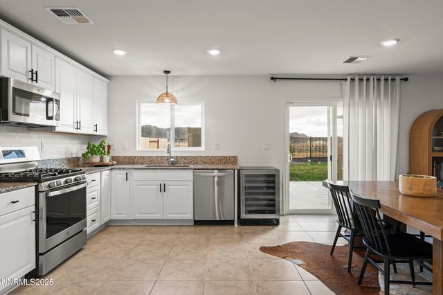 626 Coyote Bluff Court, Reno, NV 89506