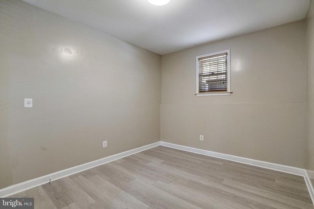 2056 S SHIRLINGTON RD #B, Arlington, VA 22204