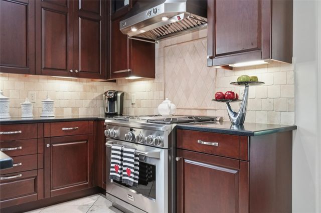 12311 Woodthorpe Lane, Houston, TX 77024