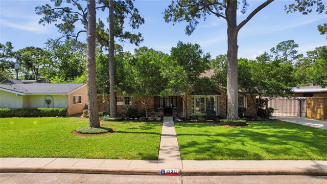 12311 Woodthorpe Lane, Houston, TX 77024