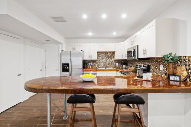 1101 Shoal Creek BLVD 14, Austin, TX 78701