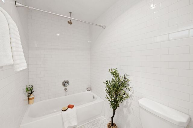 1101 Shoal Creek BLVD 14, Austin, TX 78701