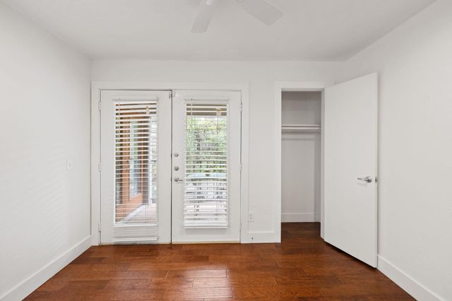 1101 Shoal Creek BLVD 14, Austin, TX 78701