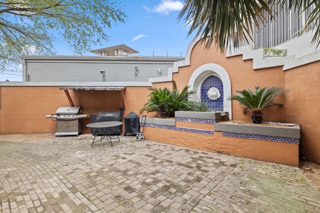 1101 Shoal Creek BLVD 14, Austin, TX 78701