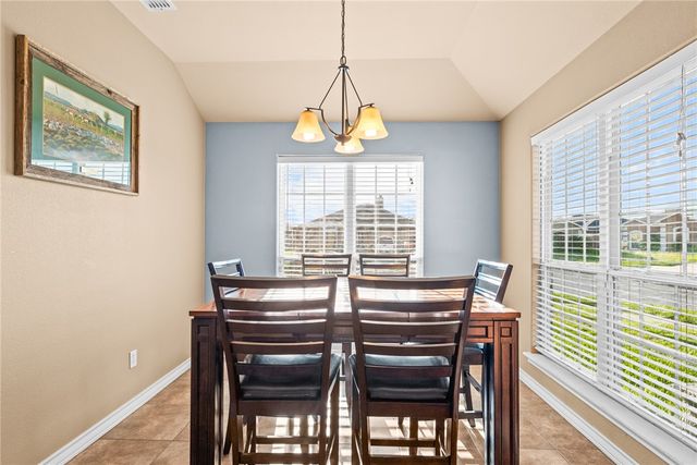 3930 Amadas Dr, Corpus Christi, TX 78414