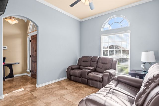 3930 Amadas Dr, Corpus Christi, TX 78414