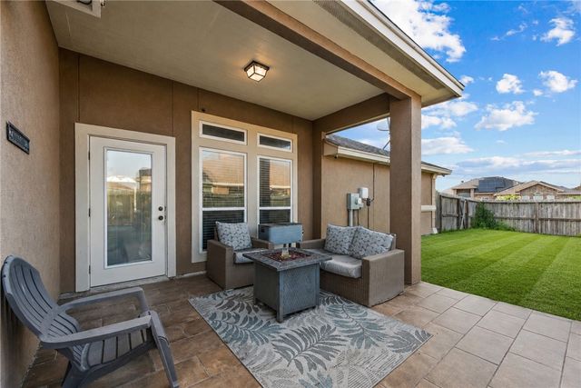3930 Amadas Dr, Corpus Christi, TX 78414