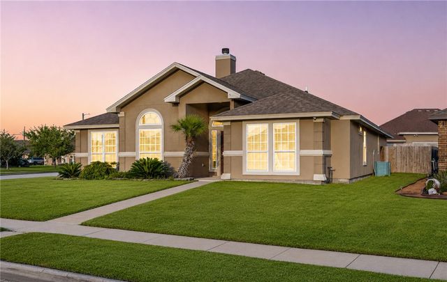 3930 Amadas Dr, Corpus Christi, TX 78414