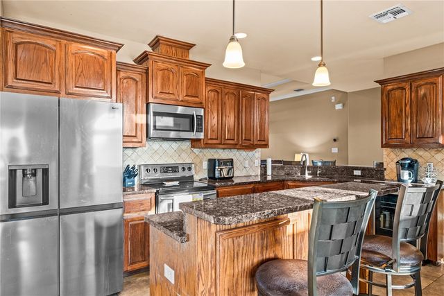 3930 Amadas Dr, Corpus Christi, TX 78414