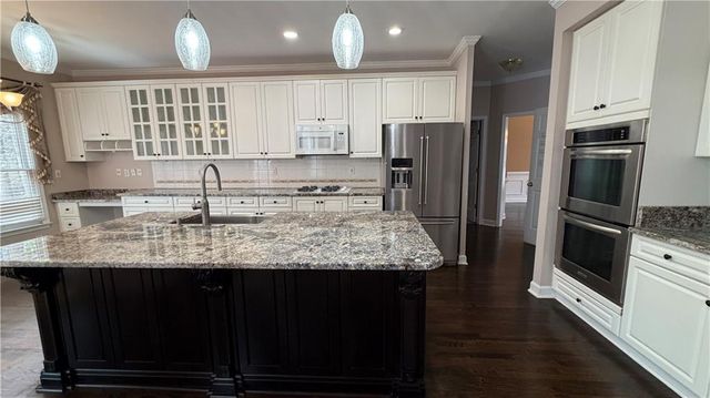 3609 Lakeside Pointe NW, Kennesaw, GA 30144