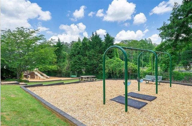 3609 Lakeside Pointe NW, Kennesaw, GA 30144