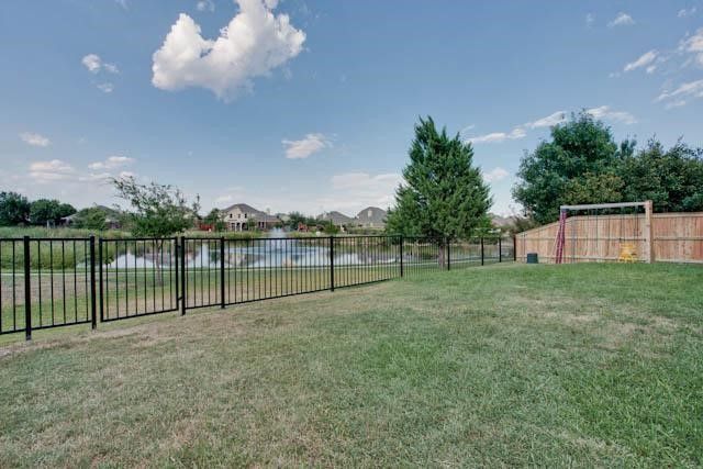5325 Rush Creek Court, Fort Worth, TX 76244