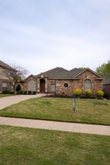 5325 Rush Creek Court, Fort Worth, TX 76244