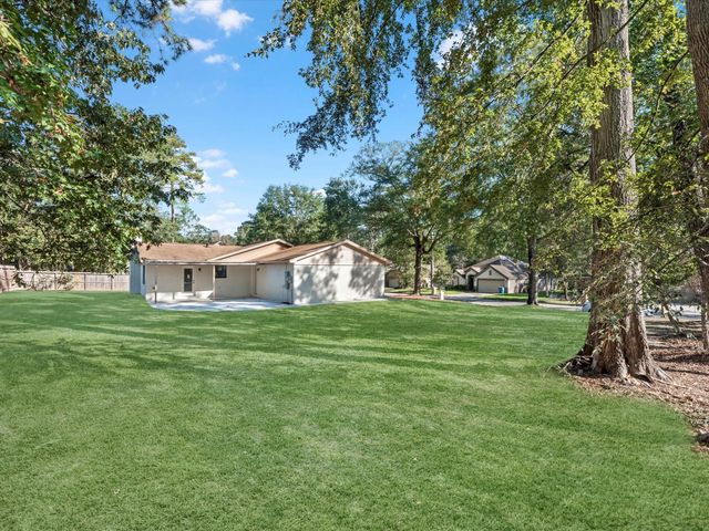 9096 N Comanche Circle, Willis, TX 77378