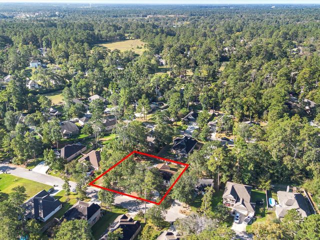 9096 N Comanche Circle, Willis, TX 77378