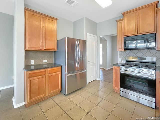 3638 BENNINGTON WAY, San Antonio, TX 78261