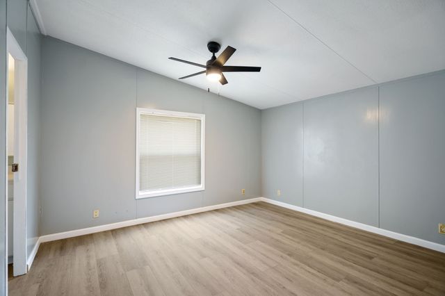 11573 Thistle Lane, Justin, TX 76247