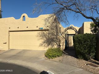 3010 W PHELPS Road, Phoenix, AZ 85053