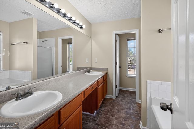 4292 Linecrest Lane, Ellenwood, GA 30294