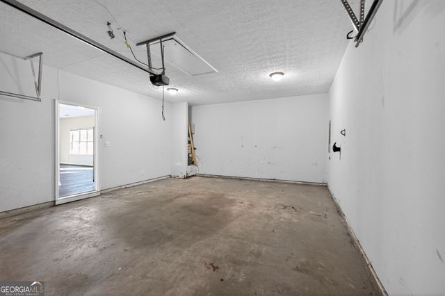 4292 Linecrest Lane, Ellenwood, GA 30294