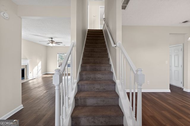 4292 Linecrest Lane, Ellenwood, GA 30294