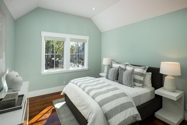 740 Windsor Drive, Menlo Park, CA 94025