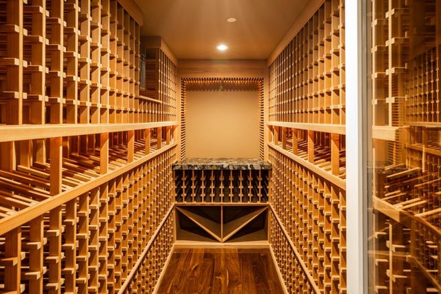 740 Windsor Drive, Menlo Park, CA 94025