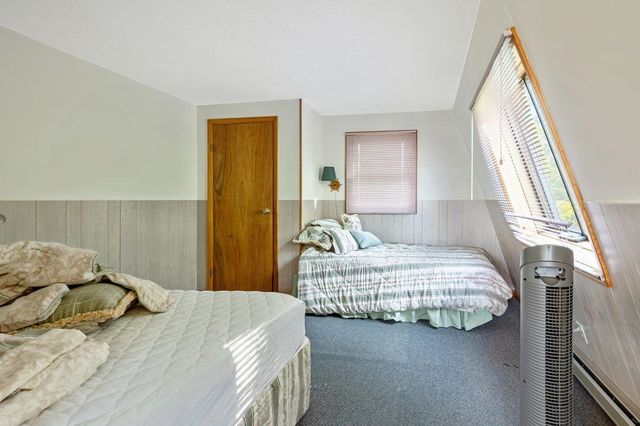 412 North Shore Road, Isle La Motte, VT 05463