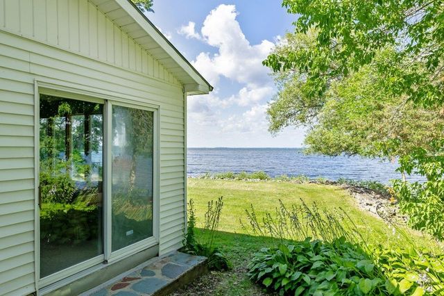 412 North Shore Road, Isle La Motte, VT 05463
