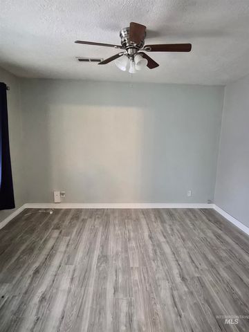 1030 Everett Ave, Pocatello, ID 83201