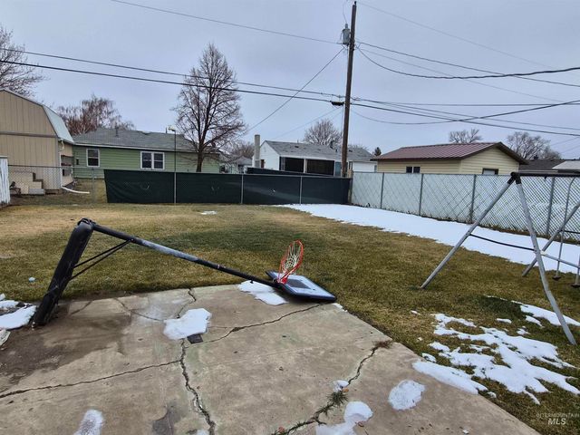 1030 Everett Ave, Pocatello, ID 83201