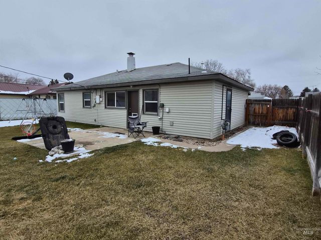 1030 Everett Ave, Pocatello, ID 83201