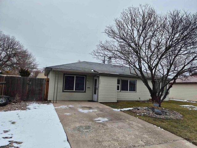 1030 Everett Ave, Pocatello, ID 83201