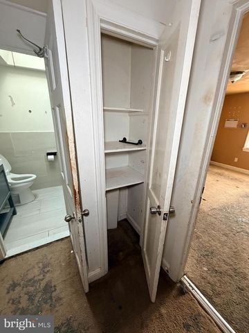 327 W 21ST ST, Chester, PA 19013