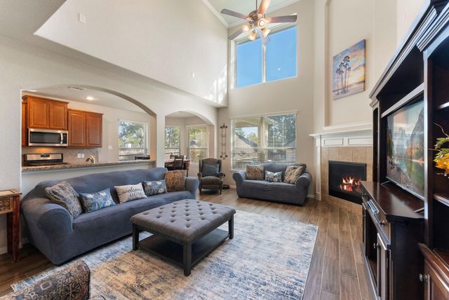 3814 Meads Meadow, Montgomery, TX 77356