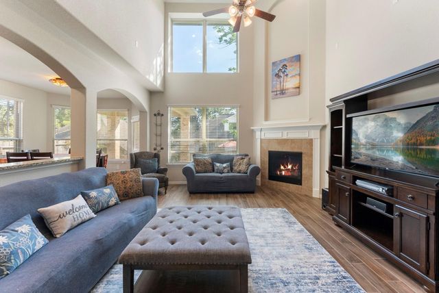 3814 Meads Meadow, Montgomery, TX 77356