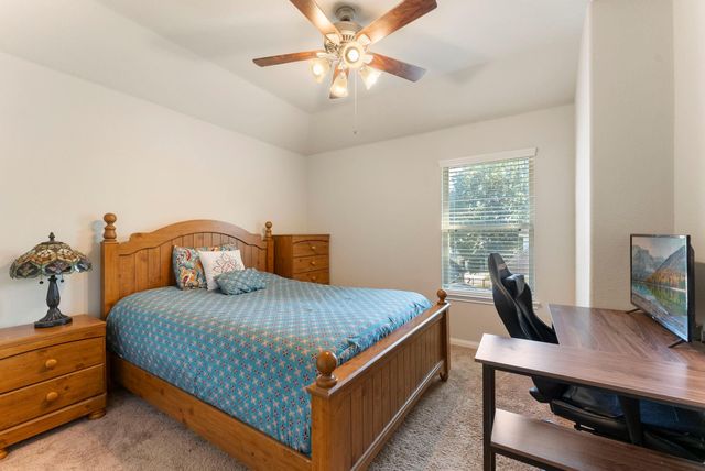 3814 Meads Meadow, Montgomery, TX 77356
